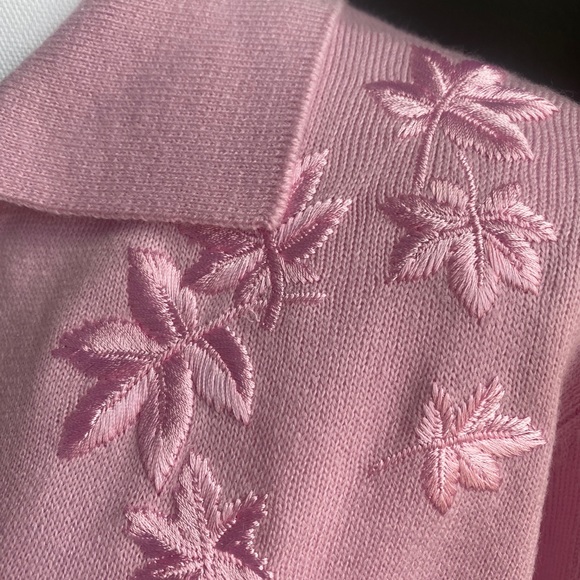 VTG Pink Collar Floral Embroidered Sweater - Picture 5 of 10